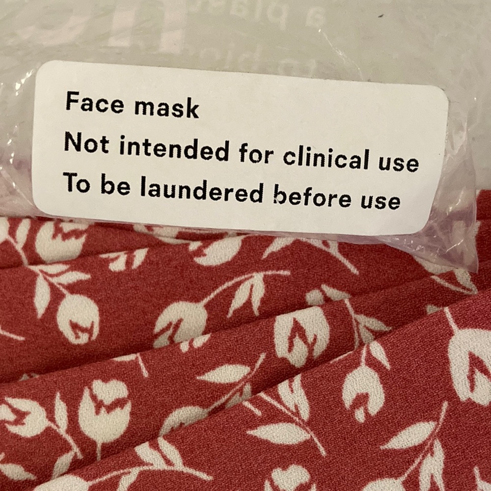 REFORMATION Face Mask Pack of 5 - Picture 4 of 5